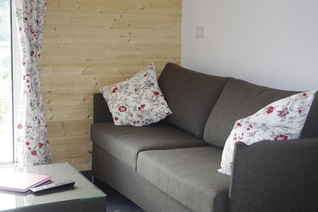 Huettenflair-Mosel Ferienwohnung Енкирх Екстериор снимка