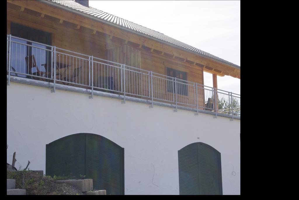 Huettenflair-Mosel Ferienwohnung Енкирх Екстериор снимка